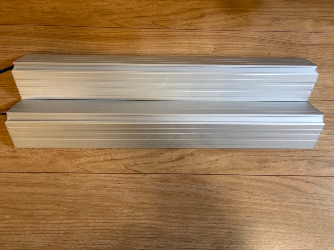 アクロ TRIANGLE LED GROW 60cm ２本セット