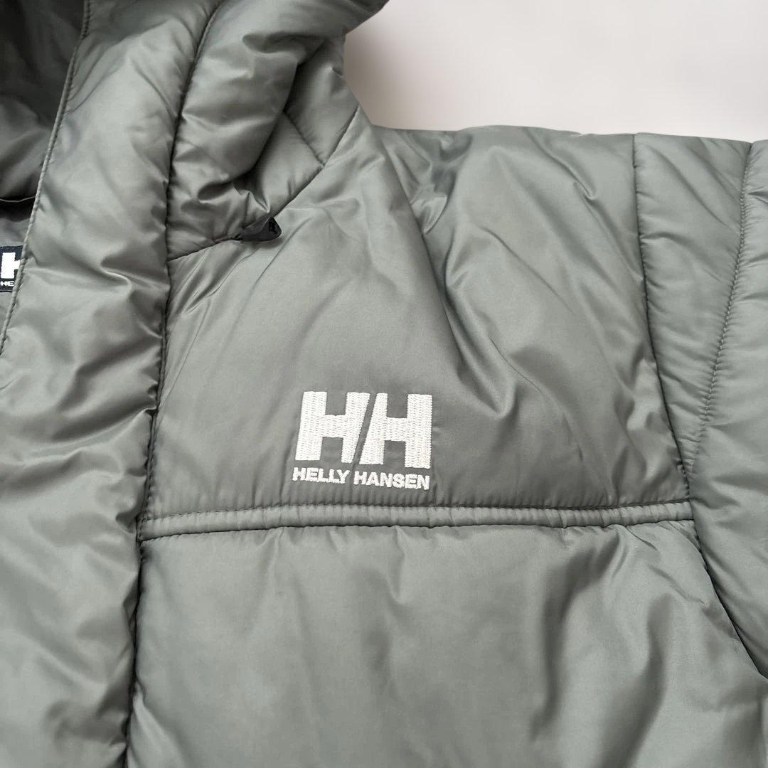 HELLY HANSEN アウター　ダウン　Mサイズ