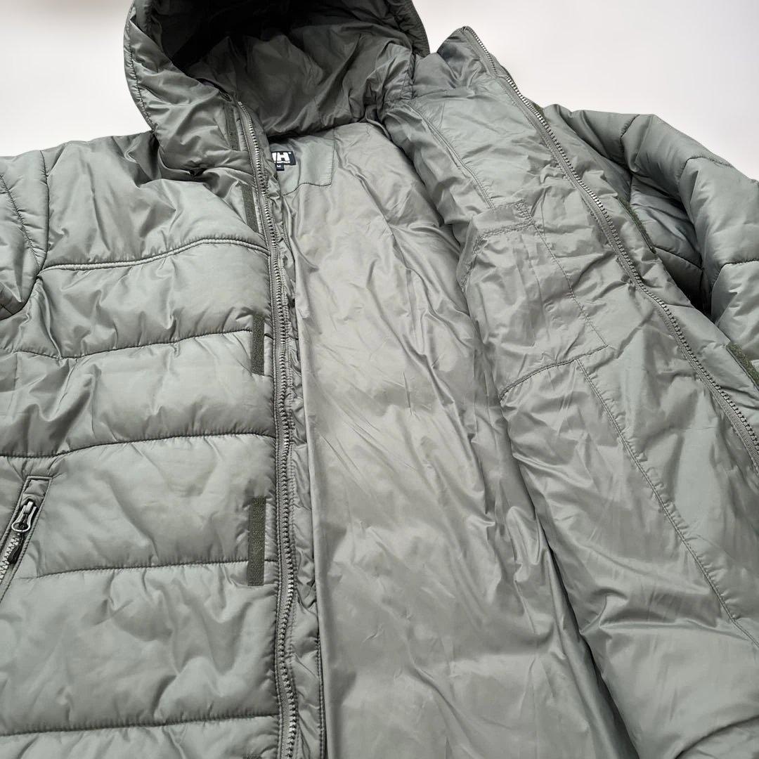 HELLY HANSEN アウター　ダウン　Mサイズ