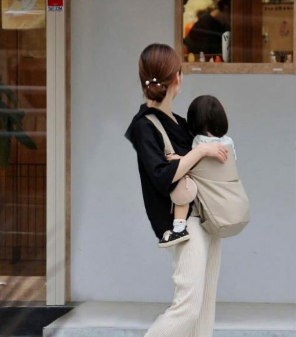 【美品】ノルン【N/ORN 】抱っこバッグ　ショルダーバッグ ヒップシート