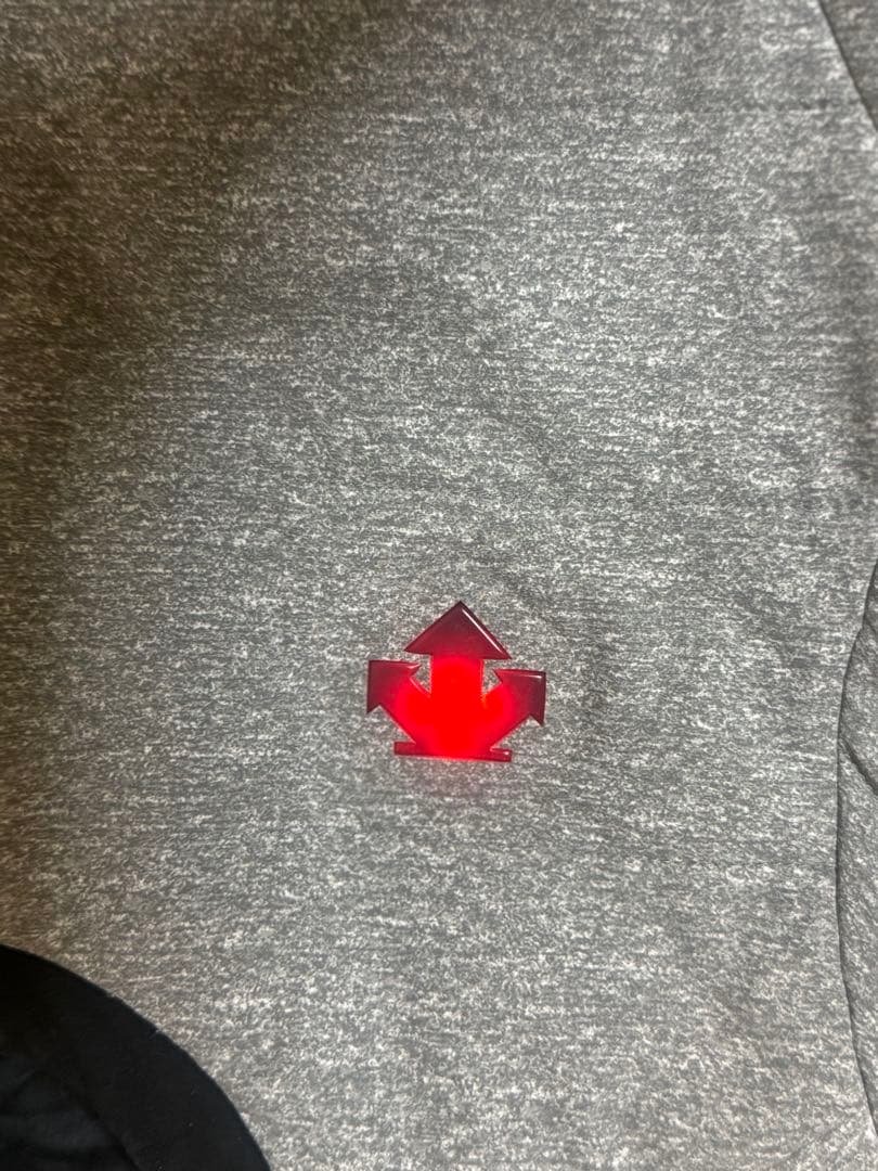 デサントゴルフ モバイルサーモ ジャケット Lサイズ★温度調整できる