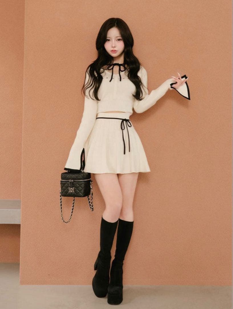 （最安値）ウエストオープンリボンデザインニットミニワンピース Darich