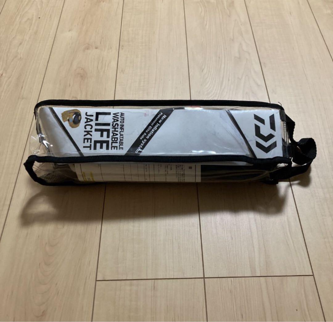 ダイワ ウォッシャブルライフジャケット(自動手動膨脹式)DF-2207 桜マーク