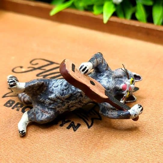 ヴィエナブロンズ コールドペイント 擬人化した猫の音楽隊 バイオリン