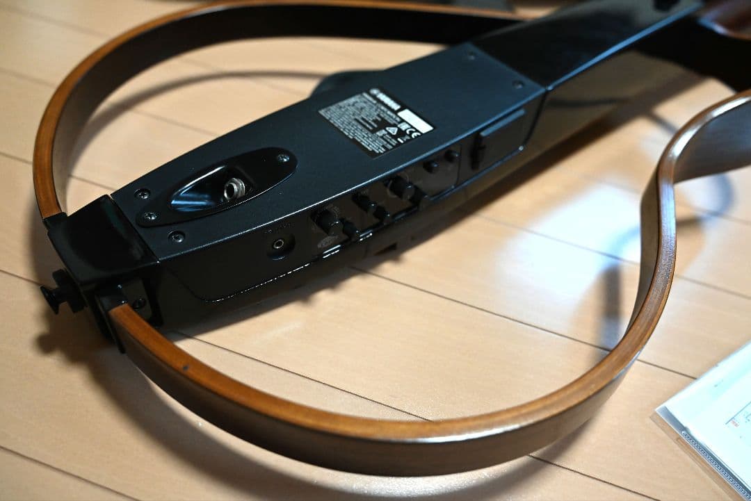 SLG200S TBL サイレントギター