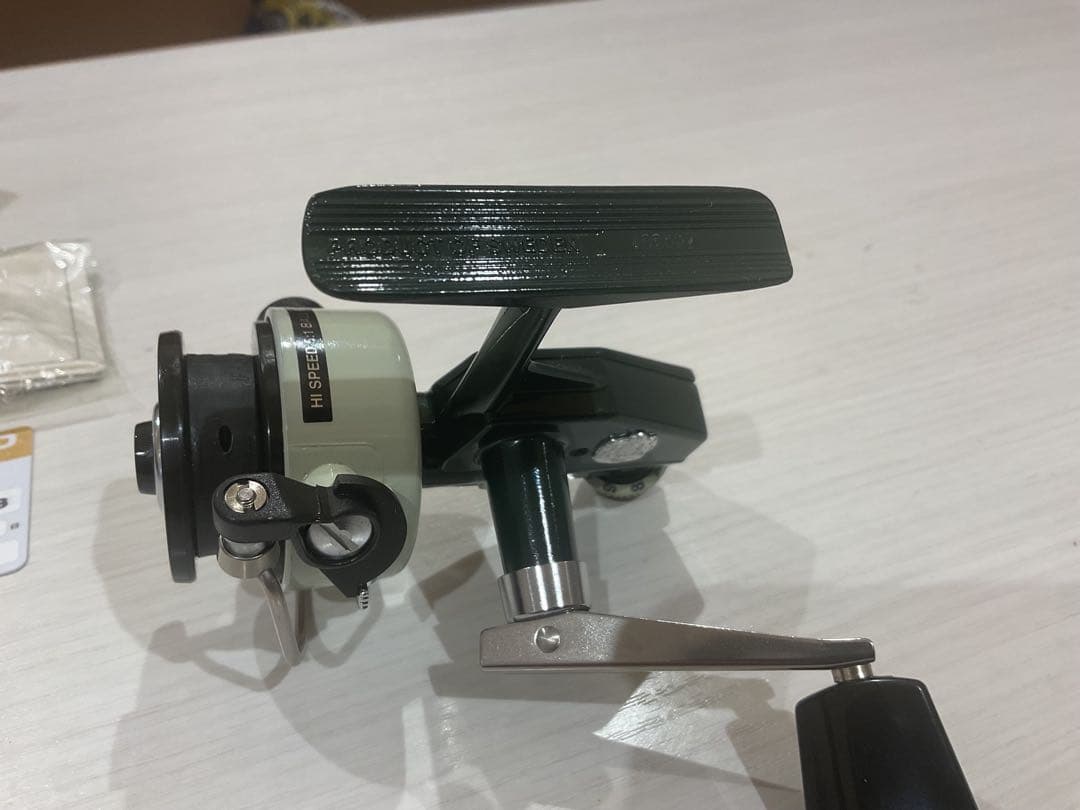 アブカーディナル33リール　釣り未使用品　箱付き