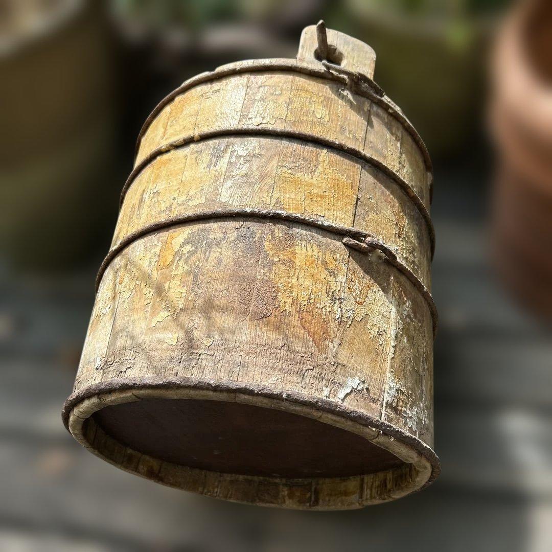 レア アンティーク 素朴な木製バケツ/井戸バケツ アイアン製ハンドルとタガ付き