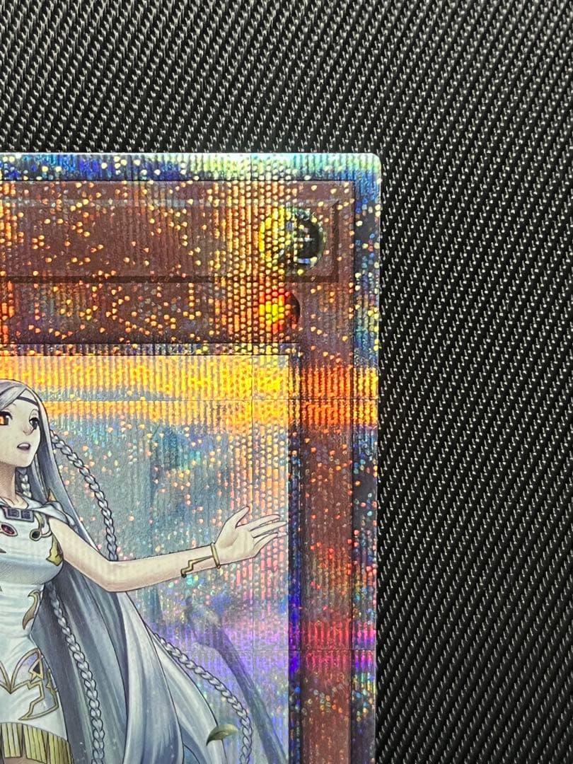 遊戯王　白き乙女　25thシークレットレア 日版