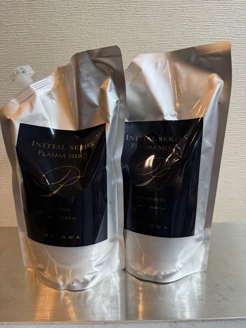 ウルトワ　シャンプートリートメント　1000mlセット