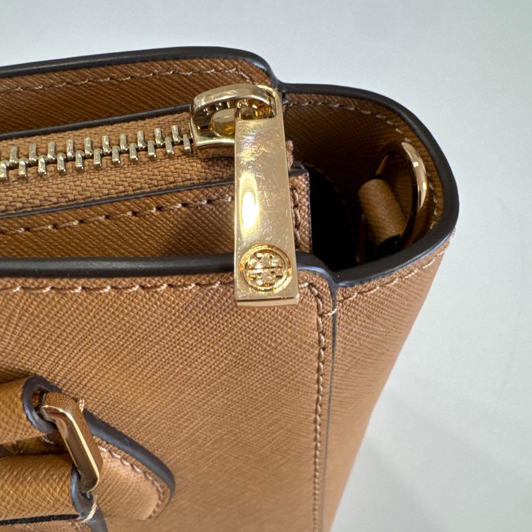 美品　サフィアーノ　ベージュ　ゴールド　ミニバッグ　ショルダーバッグとしても