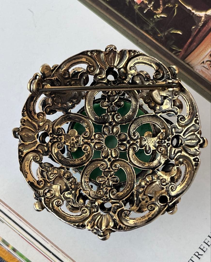 Tokukai公式アカウント05様希少GermanyヴィンテージブローチA128