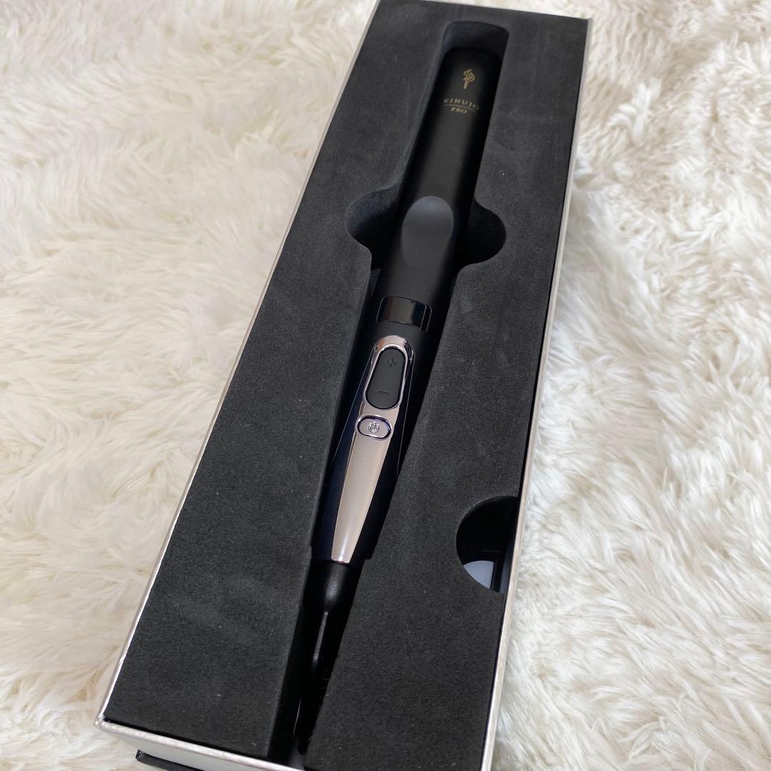 【まめ】【動作確認済み】KINUJO PRO Straightヘアアイロン