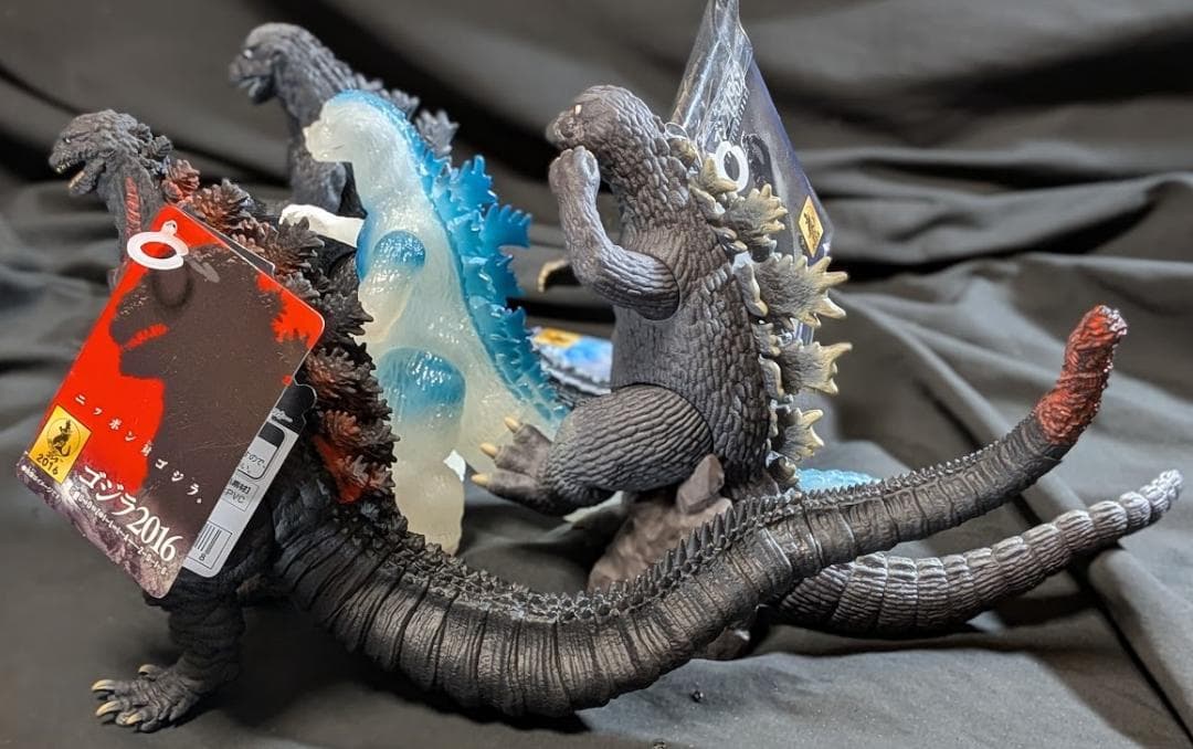 ゴジラ初代・逆襲白・シン・シェー（バンダイ）ムービーモンスターシリーズ４体セット