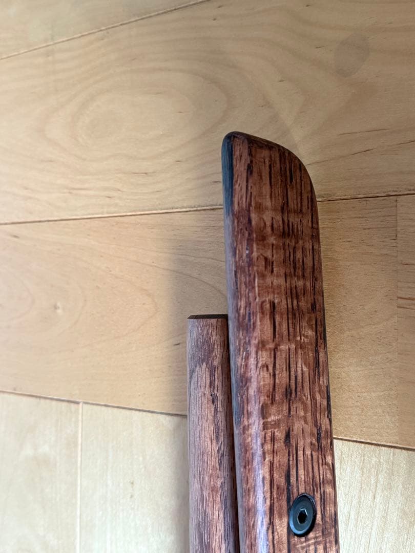 BLACK Design シダレザクラ ブラックデザイン