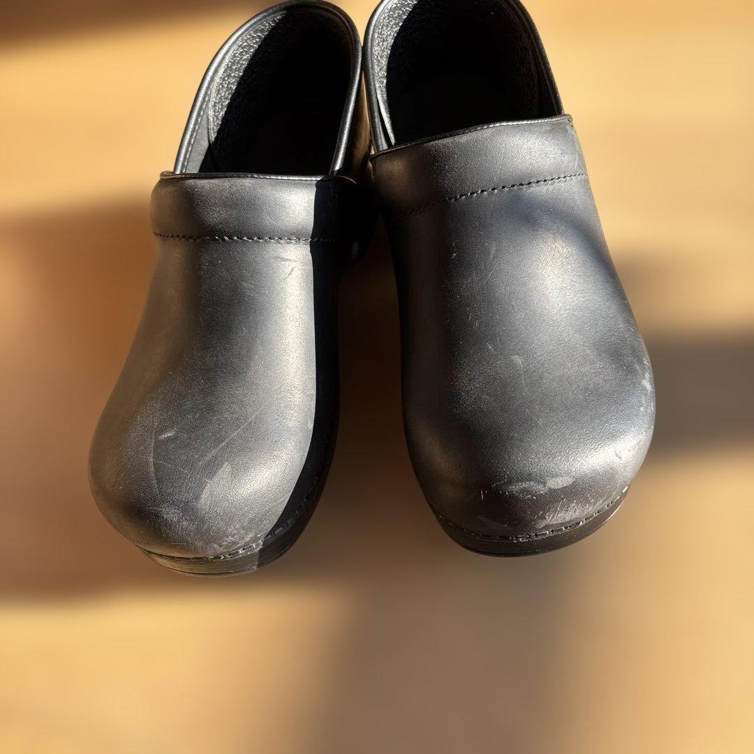 ダンスコ　dansko 40 プロフェッショナルサンダル