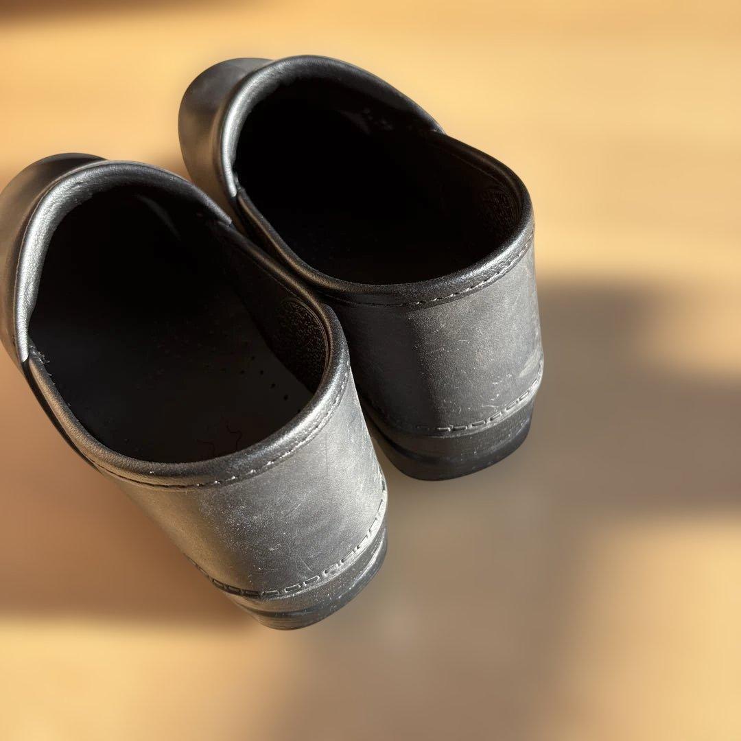 ダンスコ　dansko 40 プロフェッショナルサンダル