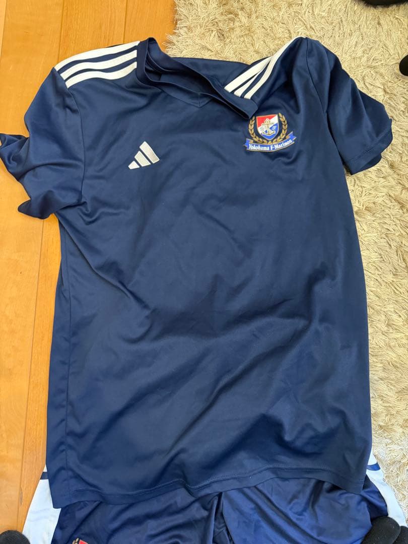 横浜マリノス トレーニングウェア