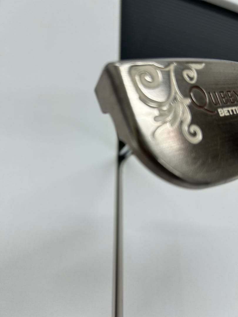 Bettinardi Queen B QB3 パター
