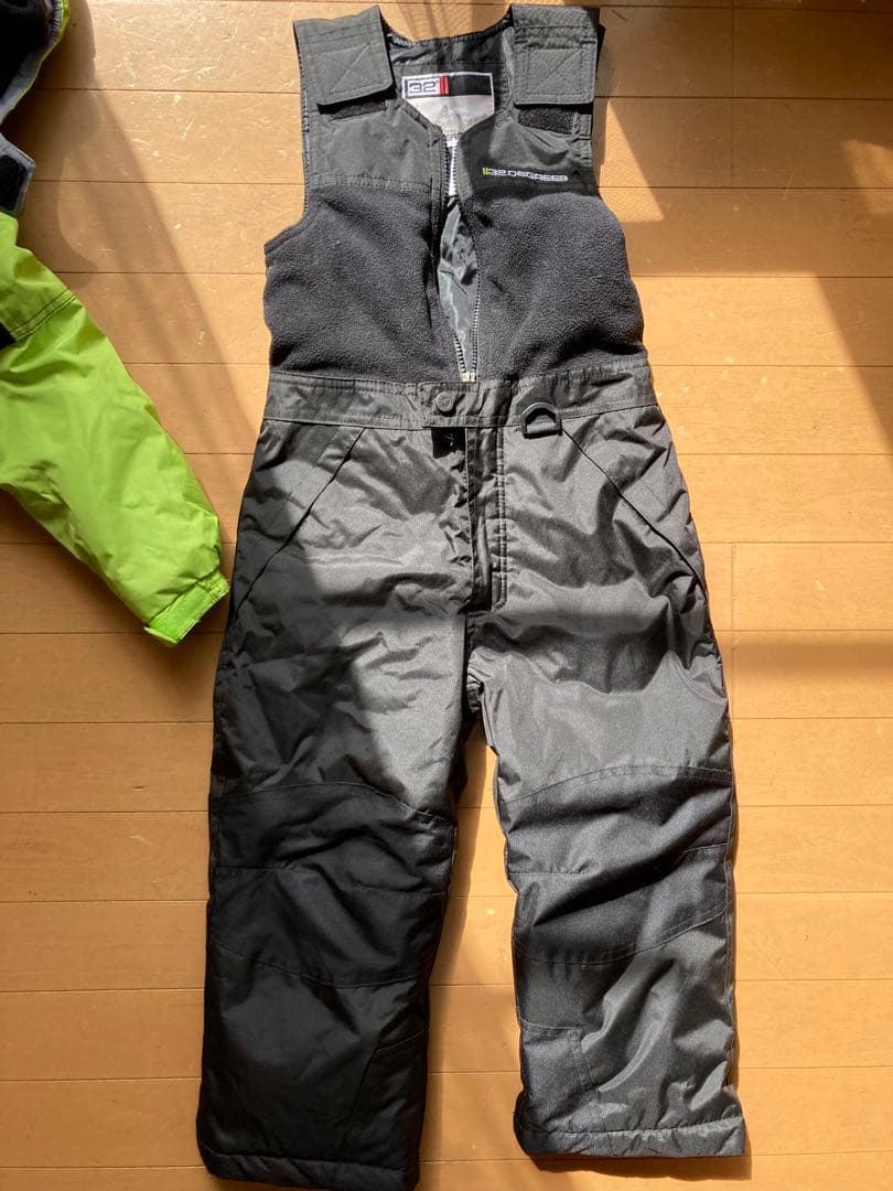 子供用スキーウェアセット 5サイズ グレー/ライム　未使用100〜120cm程度