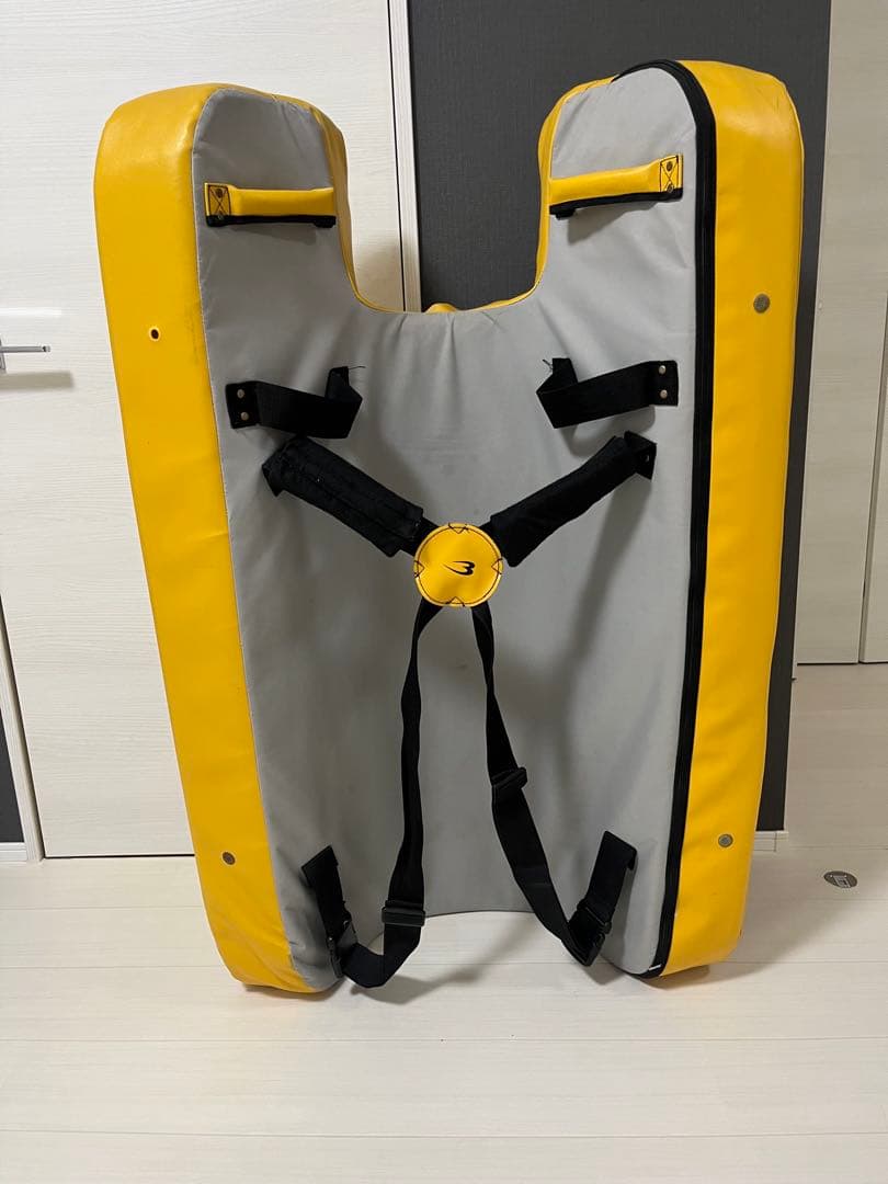 BODYMAKER(ボディメーカー)　シールドミット　空手　キックボクシング