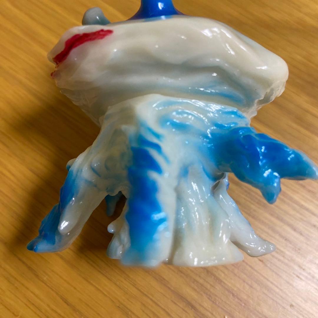 ヤモマーク プニゴン 乳白成型 ソフビ 5438