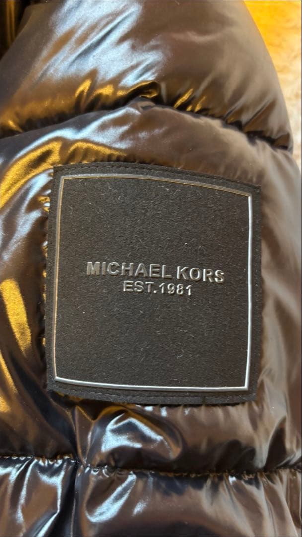 MICHAEL KORS ダウンジャケット　ブラック　フード付き　Mサイズ