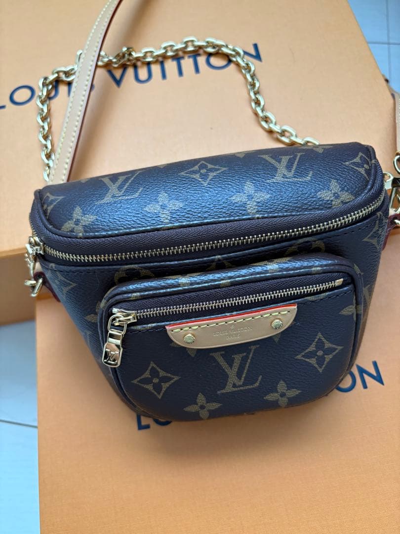 Louis Vuitton モノグラム ボディバッグ　ミニバムバッグ