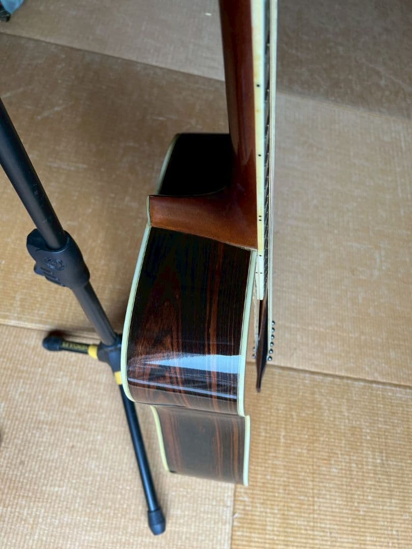 モーリスW-60 ハカランダ JAPANビンテージ　メンテ済　サドル、ナット牛骨