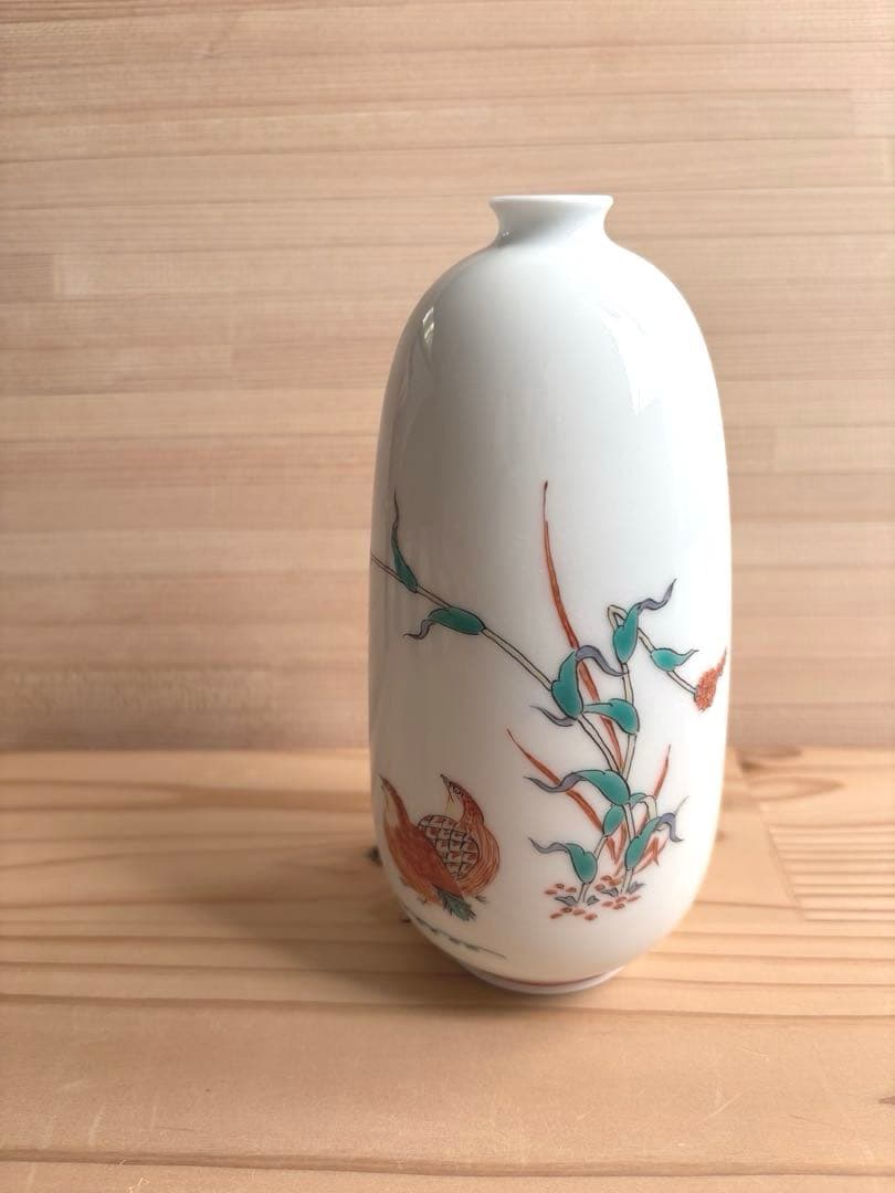 柿右衛門　一輪生長形　粟鶉文