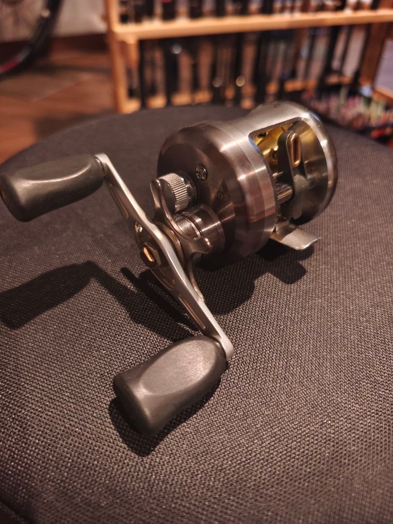 ミリオネア CV-X 103