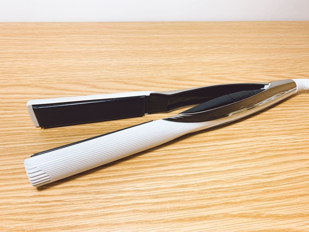 【美品✨】リファストレートアイロン