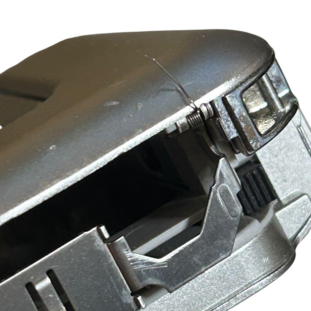 稼働品 人気のオールドコンデジ　Nikon COOLPIX SQ 希少な充電器付