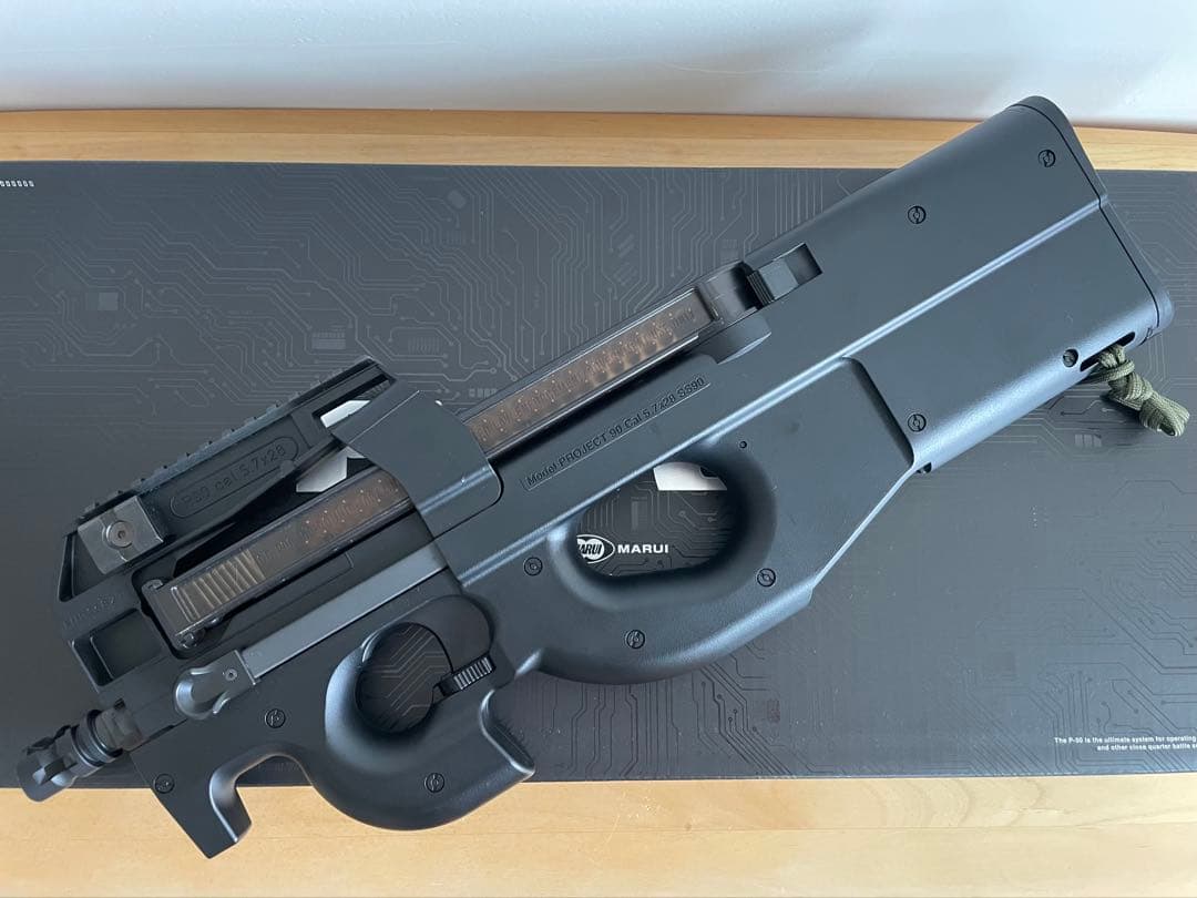 東京マルイ 電動ガン P90プラス+ 予備マガジン　プラスシリーズ FN PDW