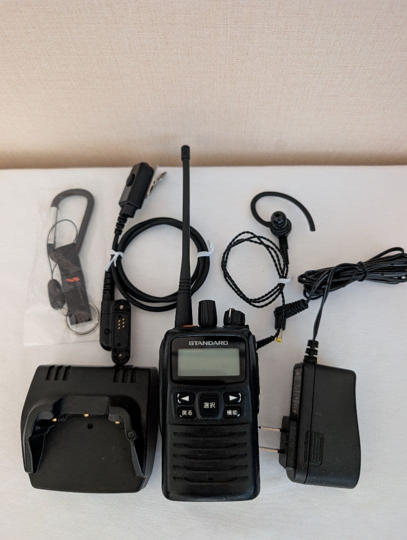 スタンダード デジタル簡易無線機 免許局 VXD450U イヤホンマイク付