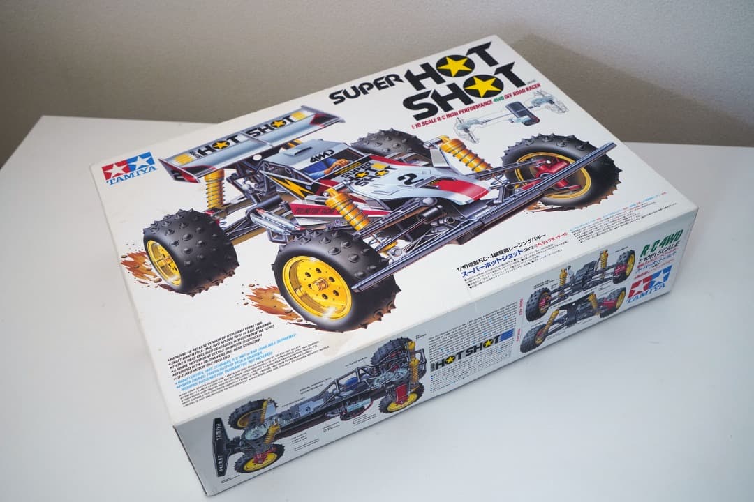 タミヤ 1/10電動RC レーシングバギー「スーパーホットショット」