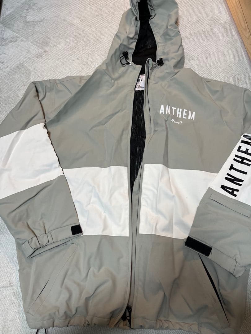 ANTHEM グレー ホワイト アウター