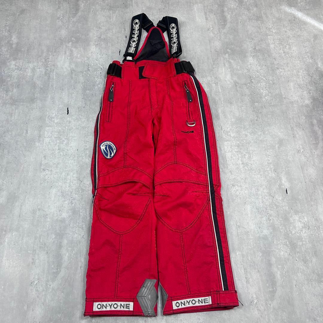 本格競技仕様 ONYONE フィンランド代表 スキーウェア 上下+ベスト付き M