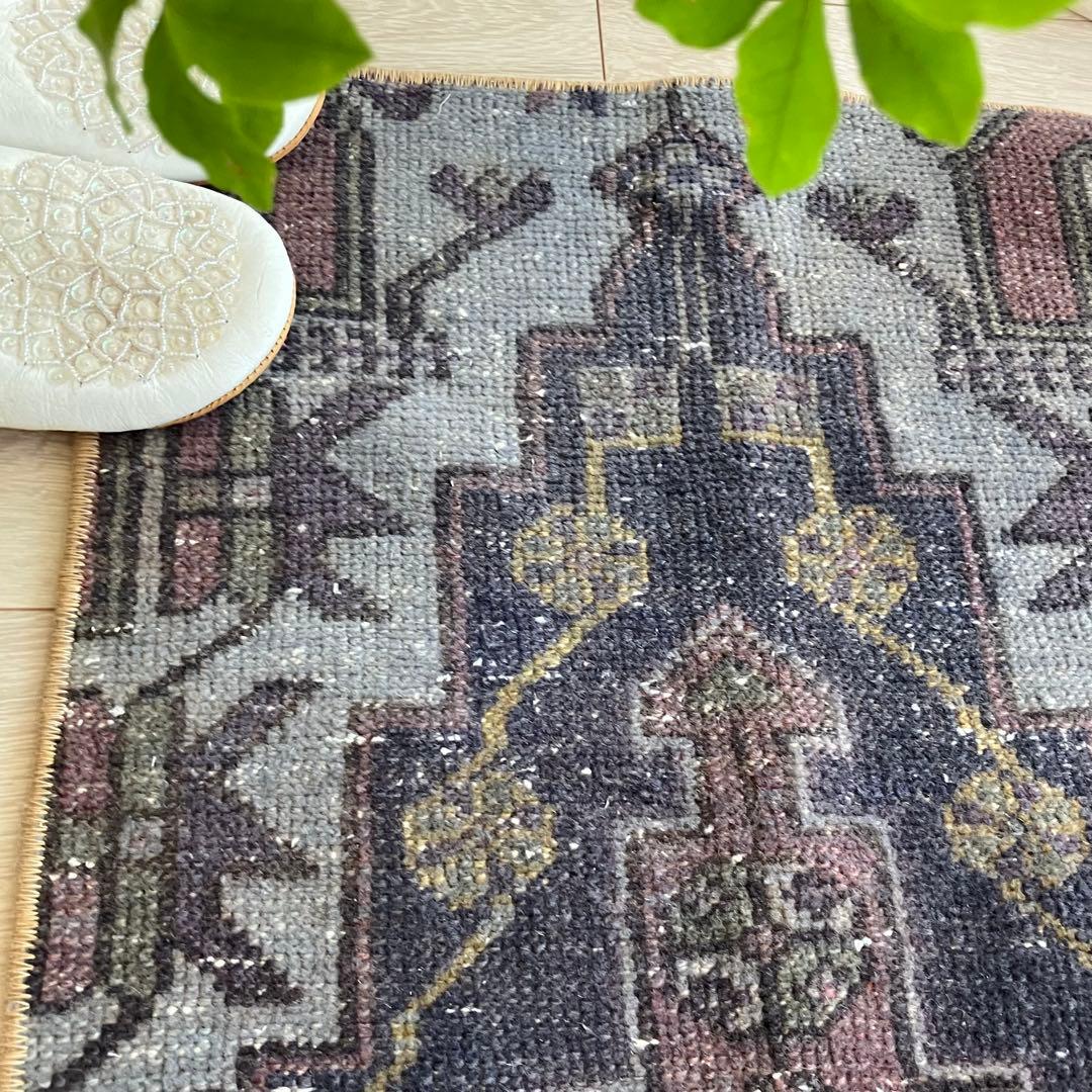 濃淡ブルー✳︎43×83 イエロー　ピンクメダリオン　トルコヴィンテージラグ