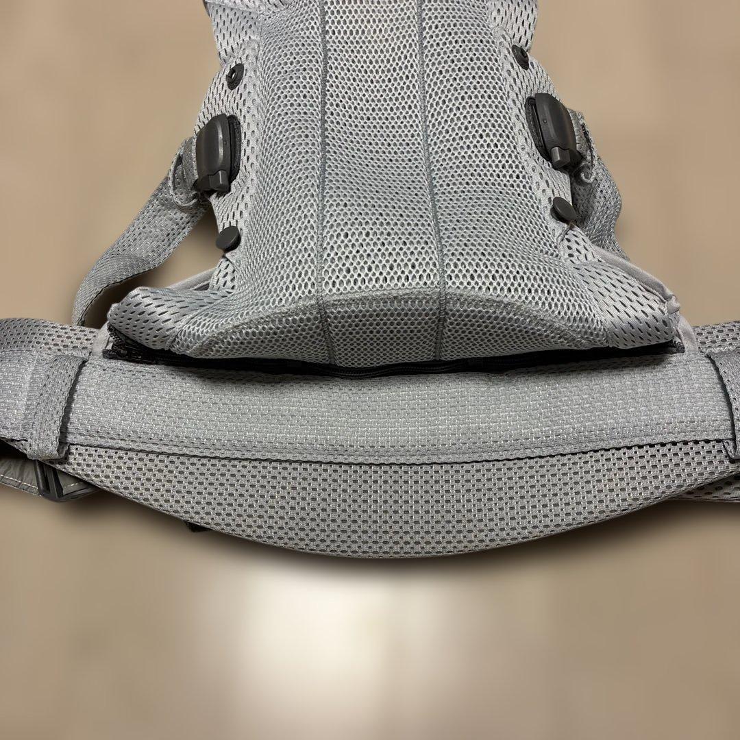 美品！BABYBJÖRN 抱っこ紐 ベビービョルン　ハーモニー　シルバー