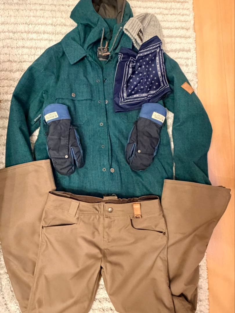 HOLDEN 上下セット スノボウェア ホールデン 小物3点セット