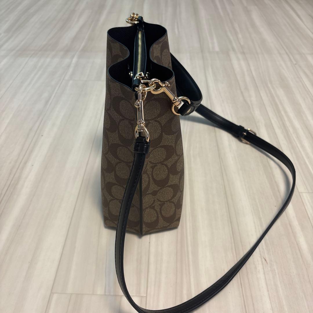 コーチ モノグラム柄 バッグ 中型