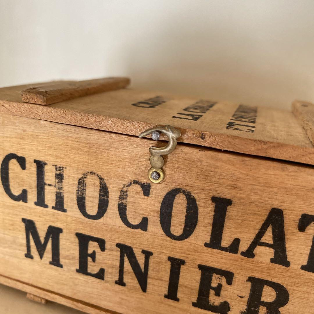 ショコラムニエ　ドール雑貨　木箱　フランスアンティーク