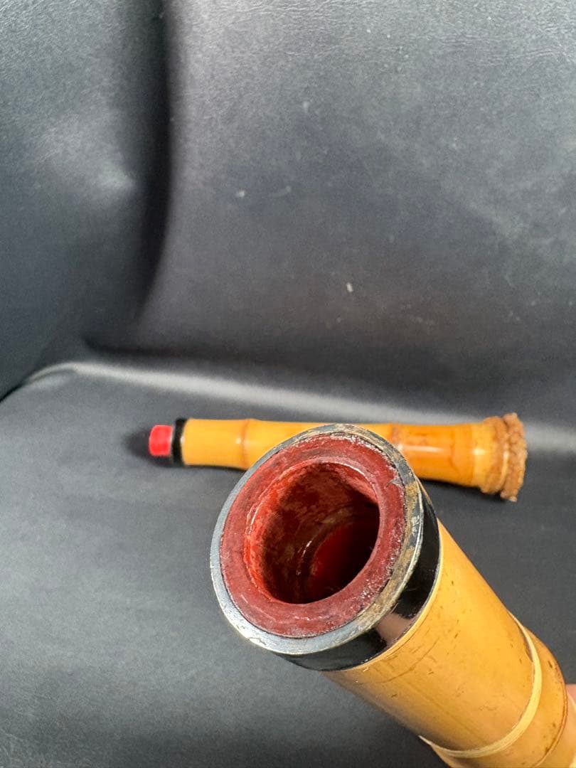 C081 高級 尺八 一尺八寸（約54.5cm） 根掘り 竹製 二つ折 管内朱塗