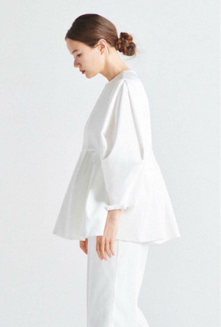 【新品未使用】yori shirocon origamiブラウス ヨリ シロコン