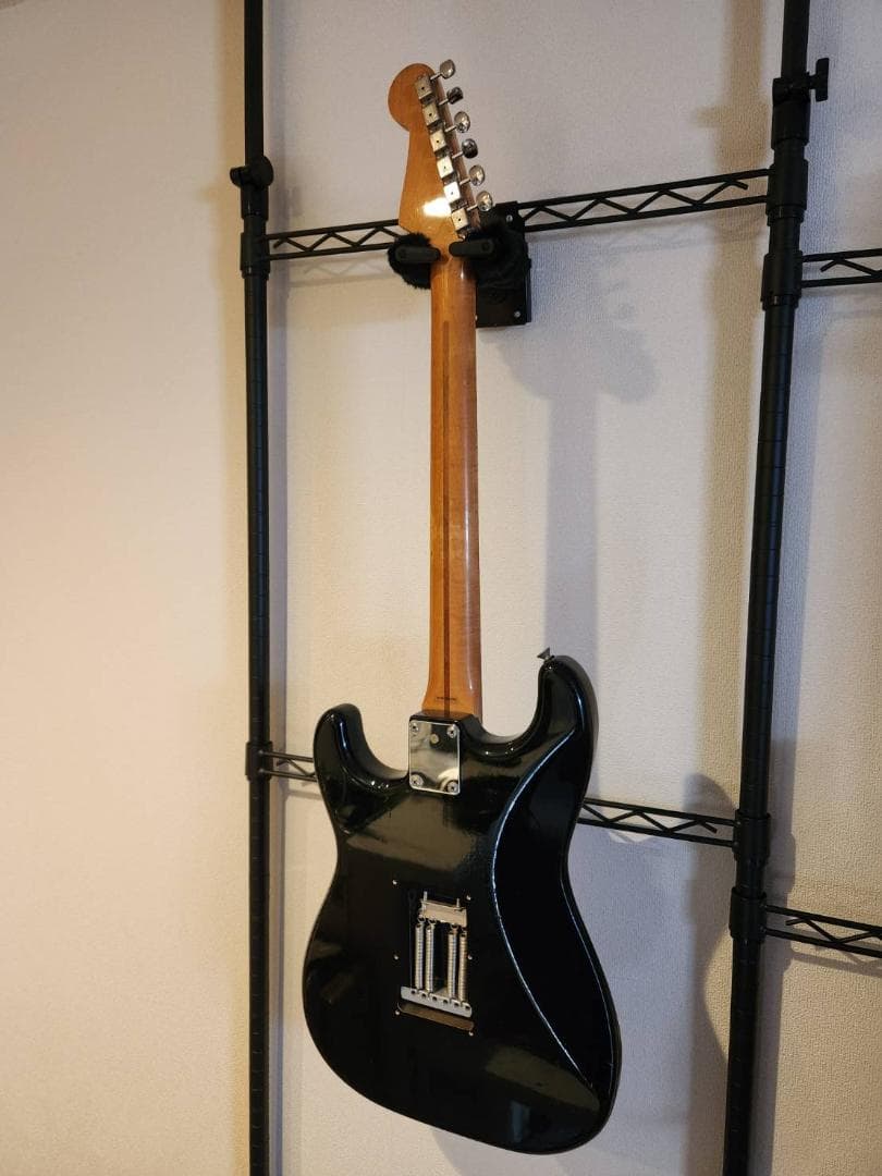 Fender Japan ST57-115 Early EXTRAD Eシリアル