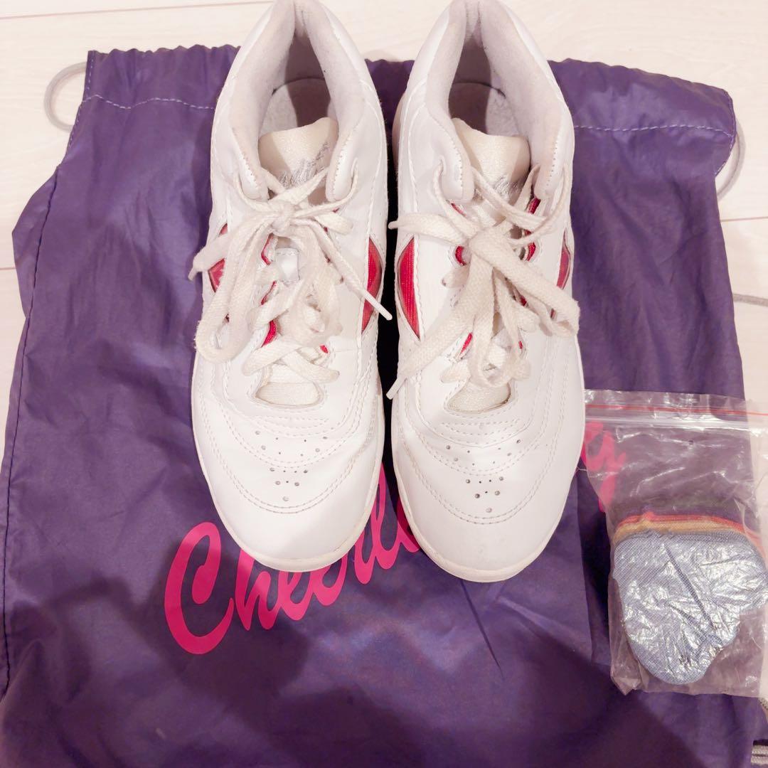 チアリーディングシューズ 高校