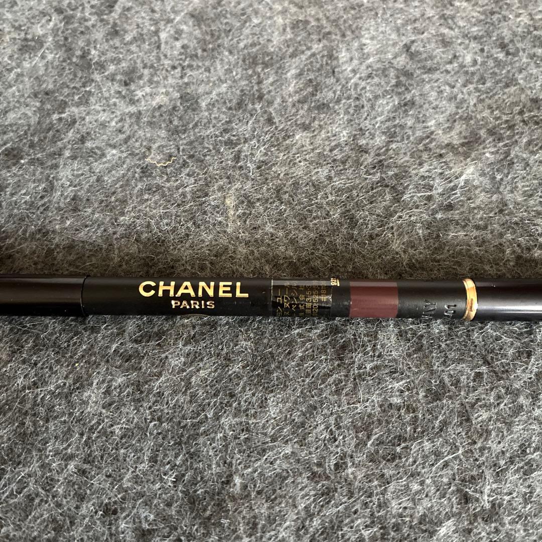 CHANEL アイライナーとリップのセット