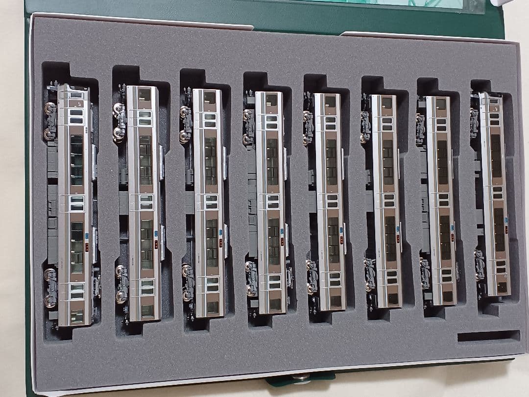 KATO 10-536 223系-2000番台 2次車 8両セット