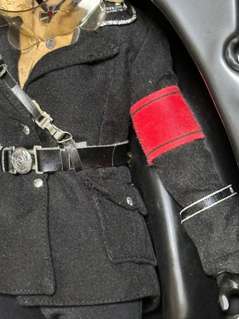 ザ・スピリット シルケン・フロス 1/6サイズ　ホットトイズ