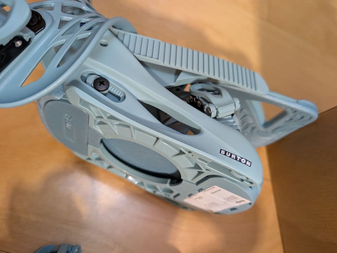 断*中様 ウィメンズ バートン スノーボードバインディング スクライブ ロックラ